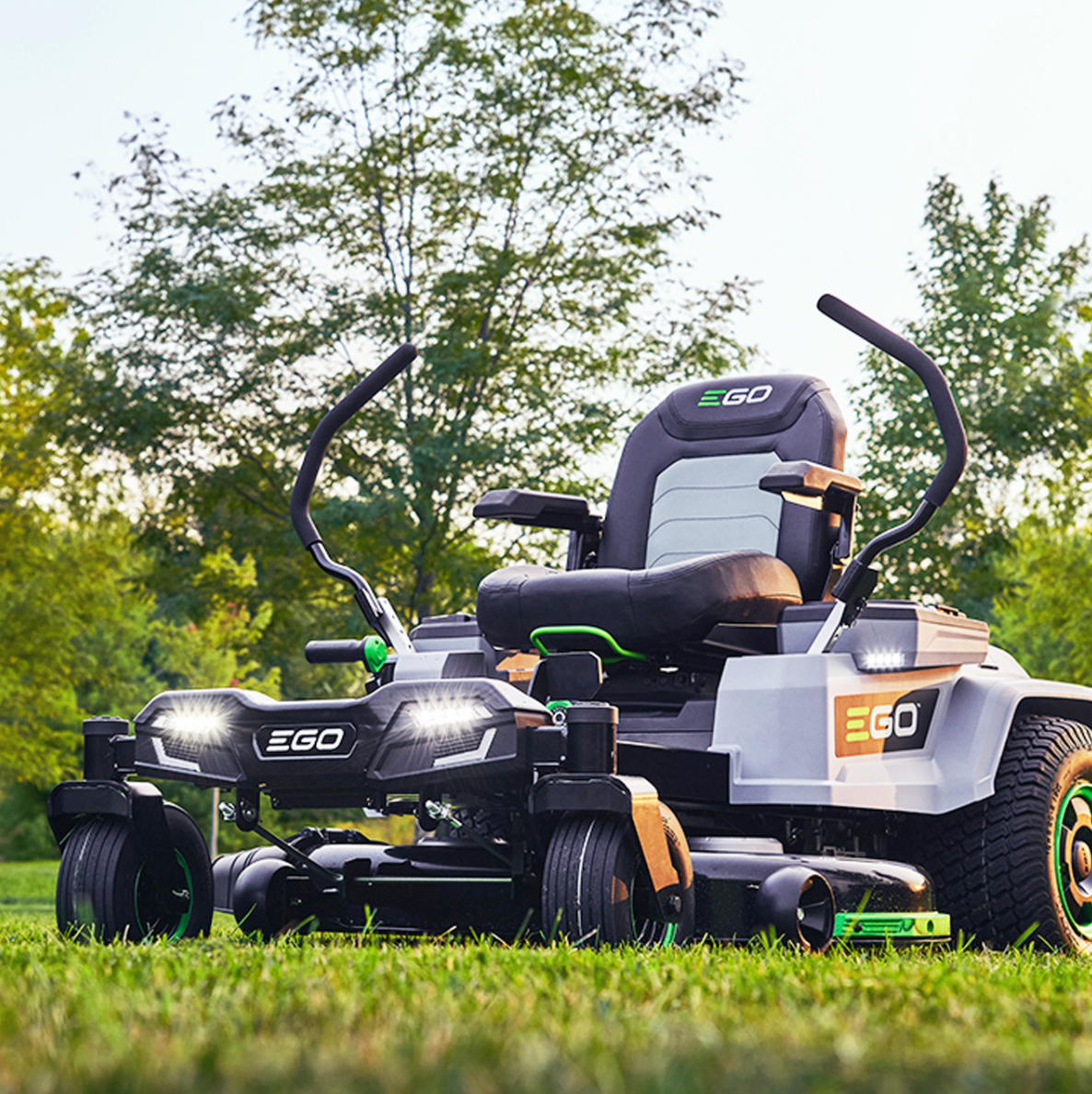 EGO Z6 Zero-Turn 107cm Ride-on Mower