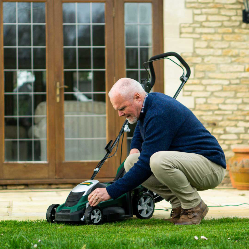 Webb Classic 33cm (13″) Electric Rotary Lawnmower