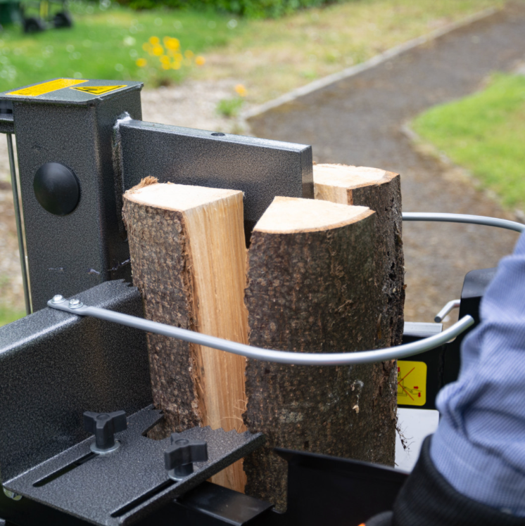 The Handy THLSV7 7 Ton Vertical Electric Log Splitter