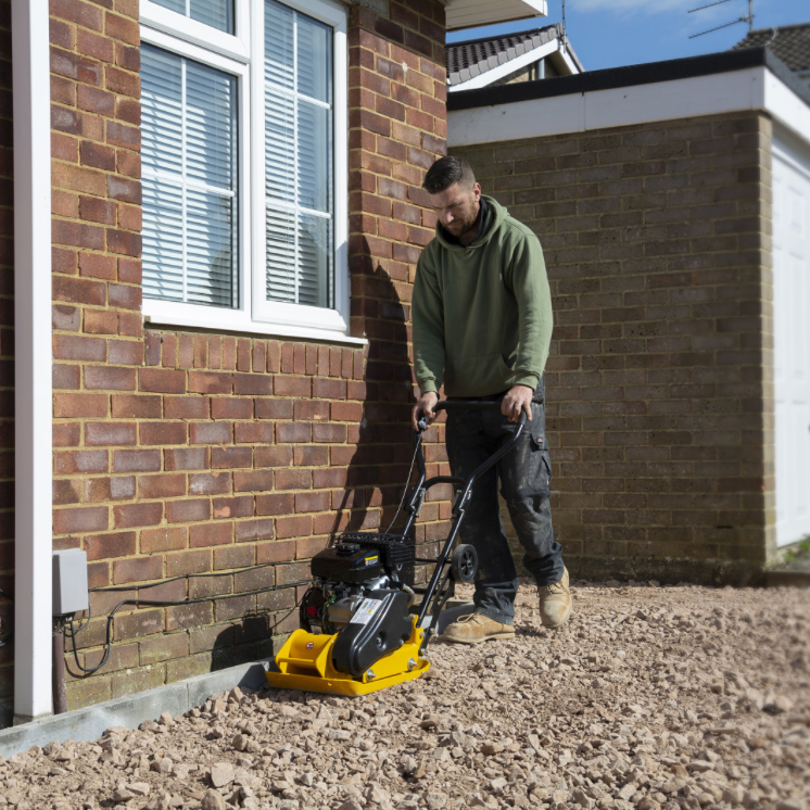 The Handy Light Construction 35cm (14″) Petrol Compactor Plate - THLC29142